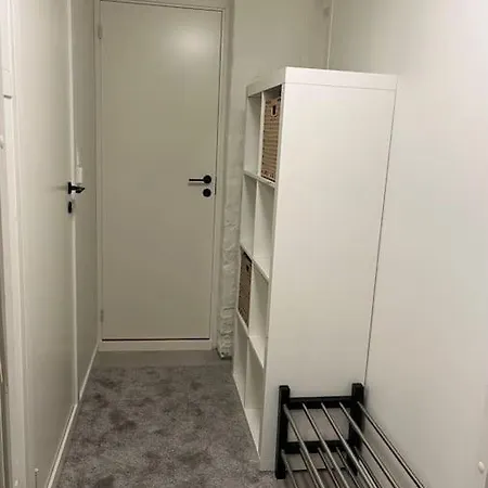 Lägenhet - *